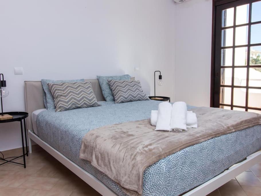 Villa Dogueno- Privat Pool & Privacy & Albufeira Center Exterior photo